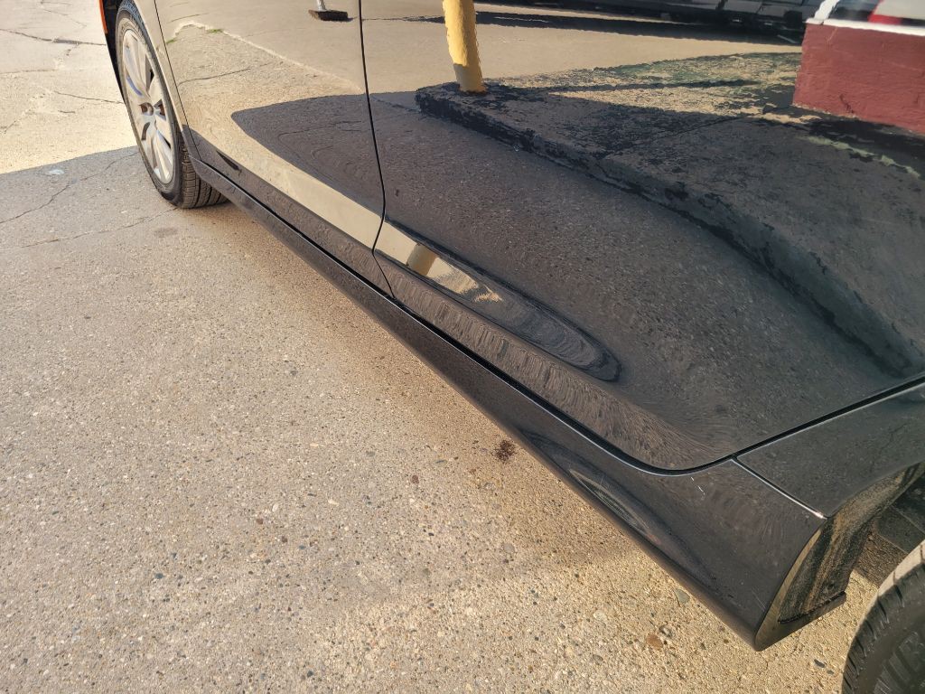 2016 Chrysler 200 Image 10