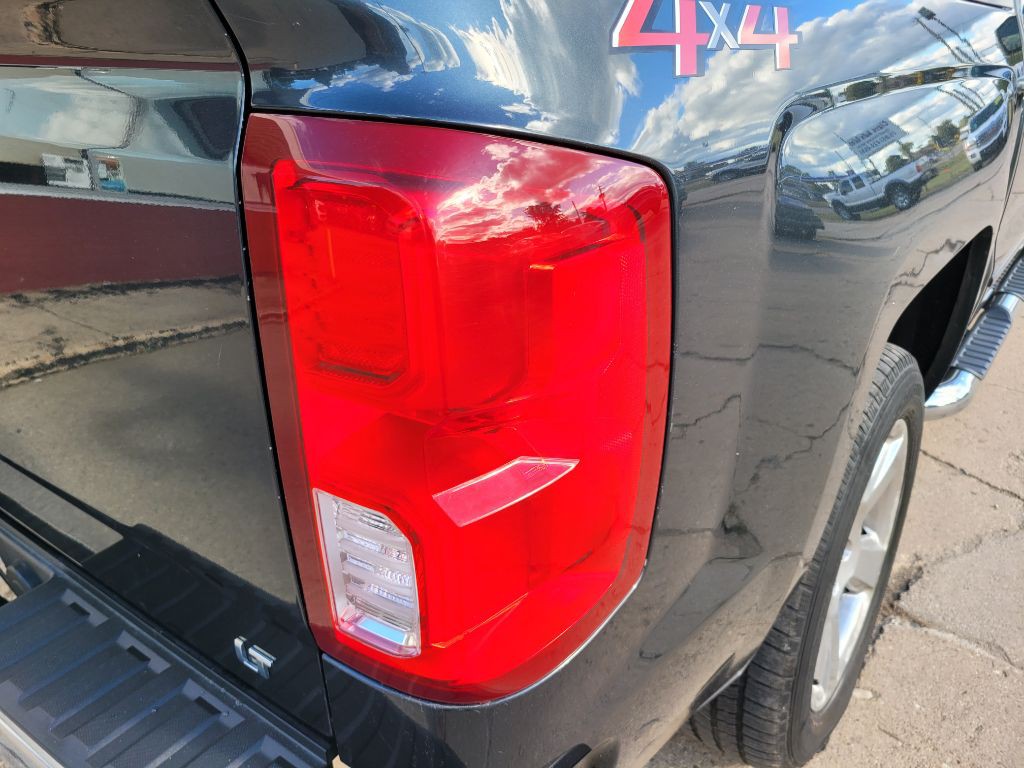 2018 Chevrolet Silverado 1500 Image 9