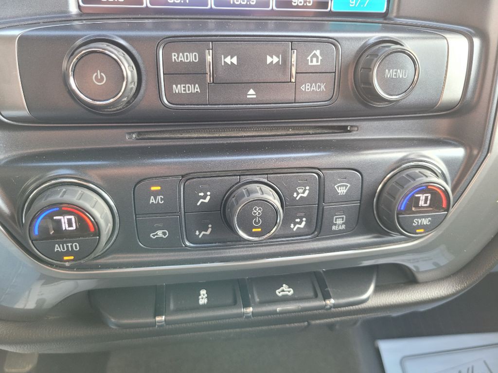 2018 Chevrolet Silverado 1500 Image 38