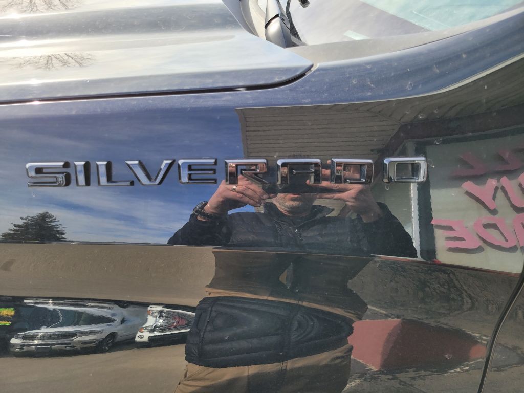 2021 Chevrolet Silverado 1500 Image 17