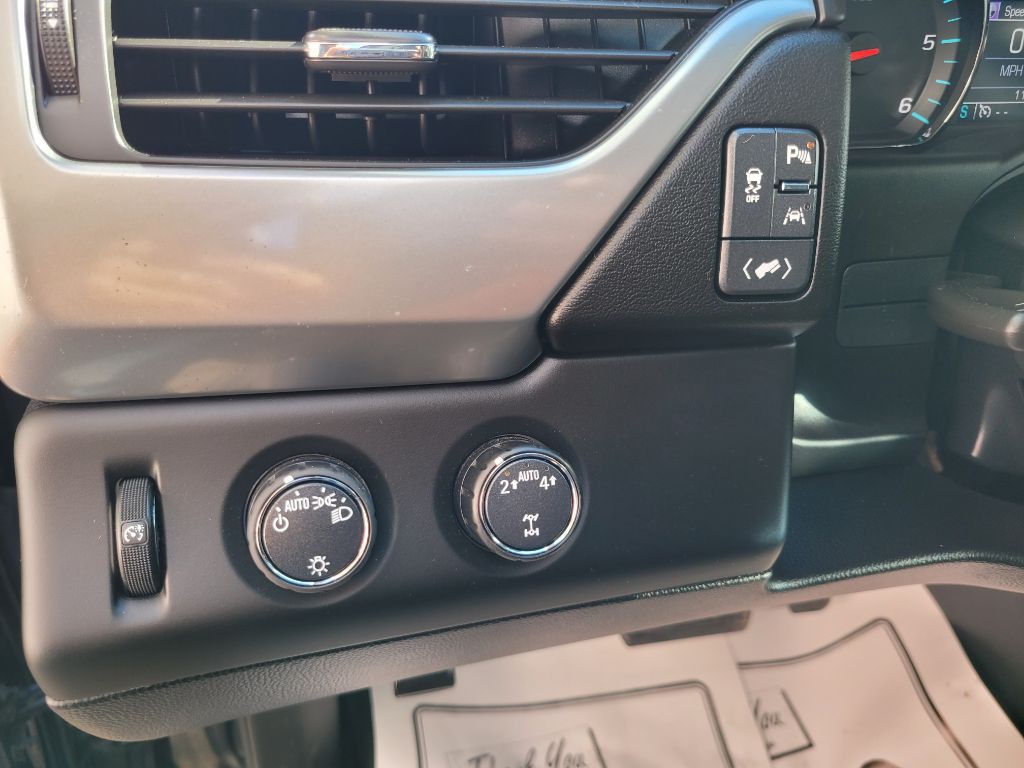 2017 Chevrolet Tahoe Image 22