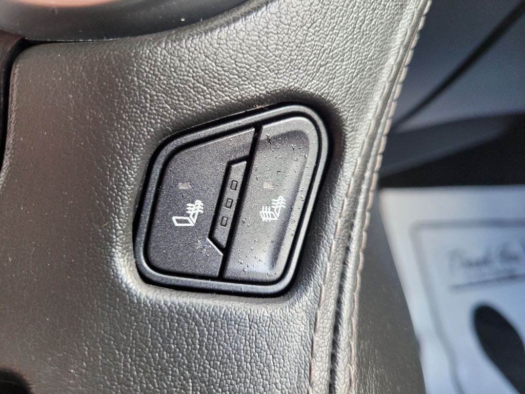 2017 Chevrolet Tahoe Image 32