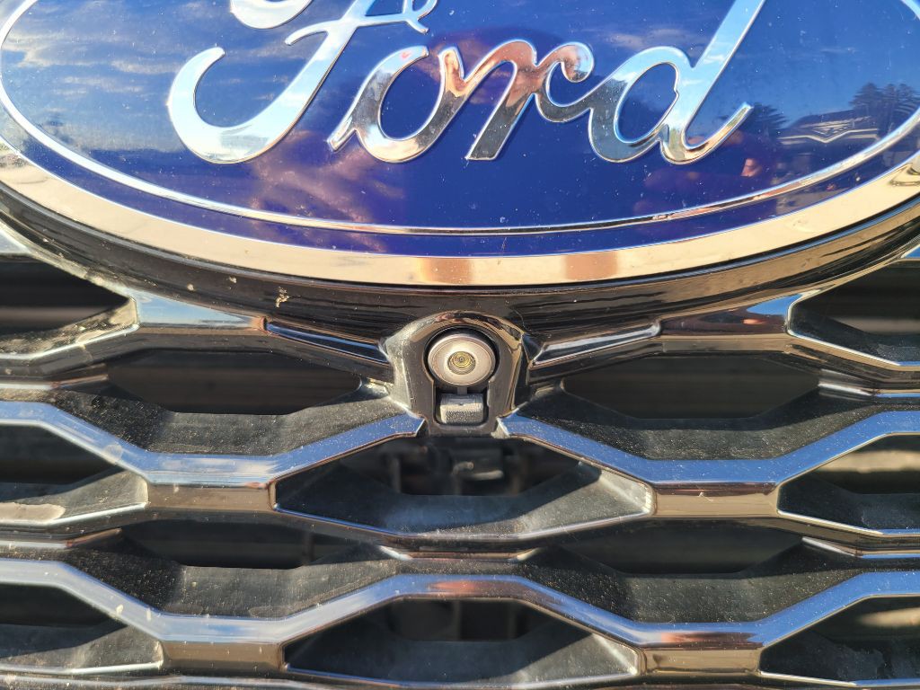 2020 Ford Explorer Image 4