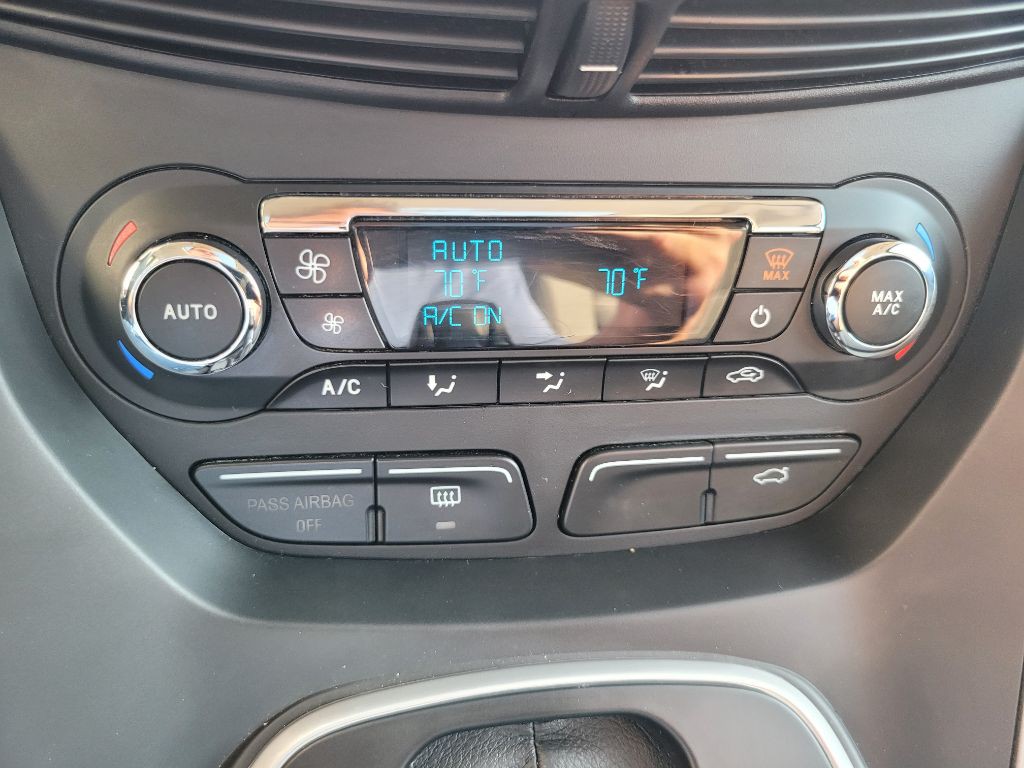 2013 Ford C-Max Image 25