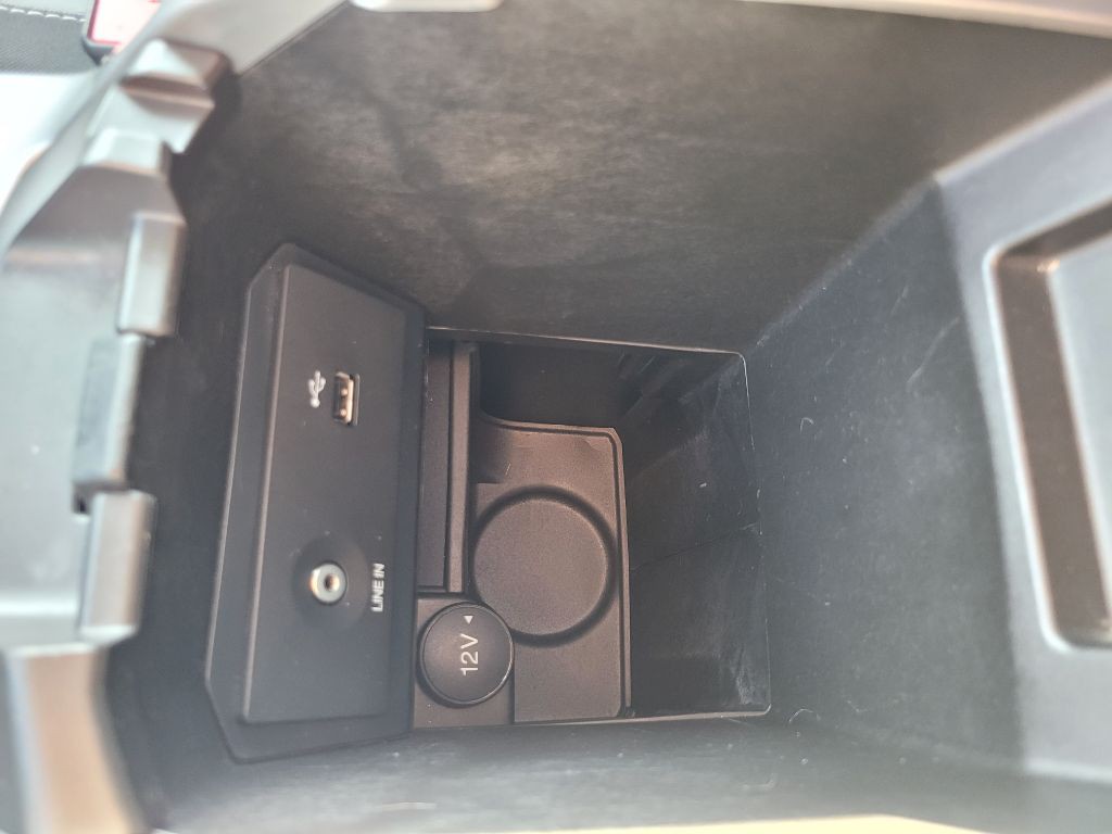 2013 Ford C-Max Image 29