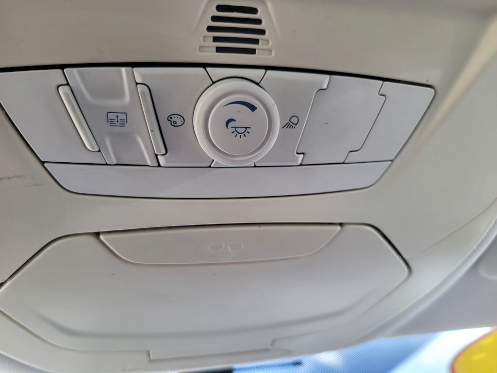 2013 Ford C-Max Image 30