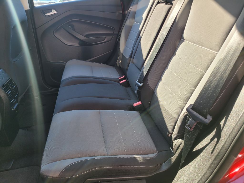 2013 Ford C-Max Image 34