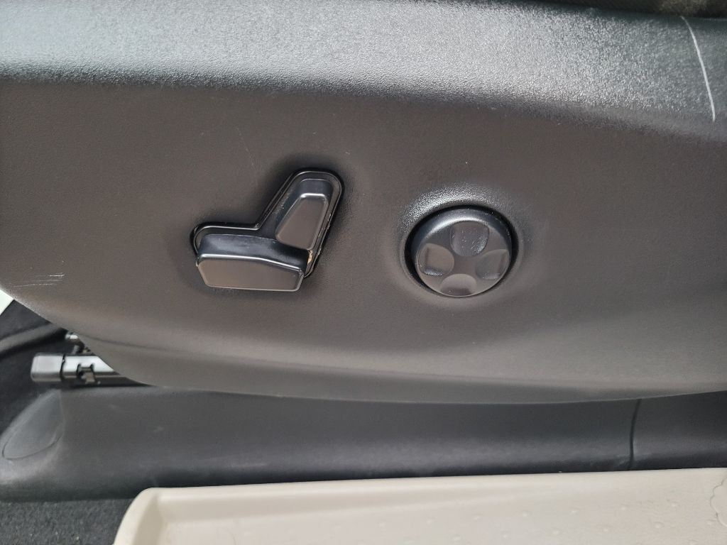 2019 Chrysler Pacifica Image 23