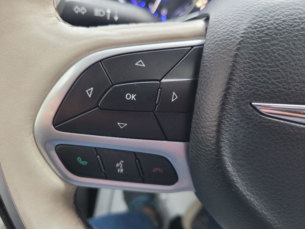 2019 Chrysler Pacifica Image 27
