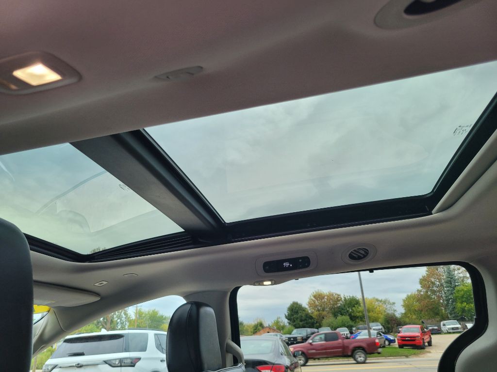 2019 Chrysler Pacifica Image 52