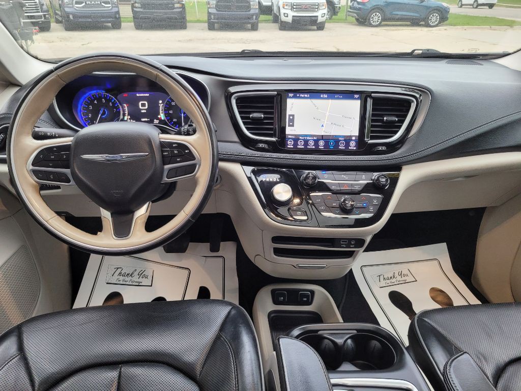 2019 Chrysler Pacifica Image 60