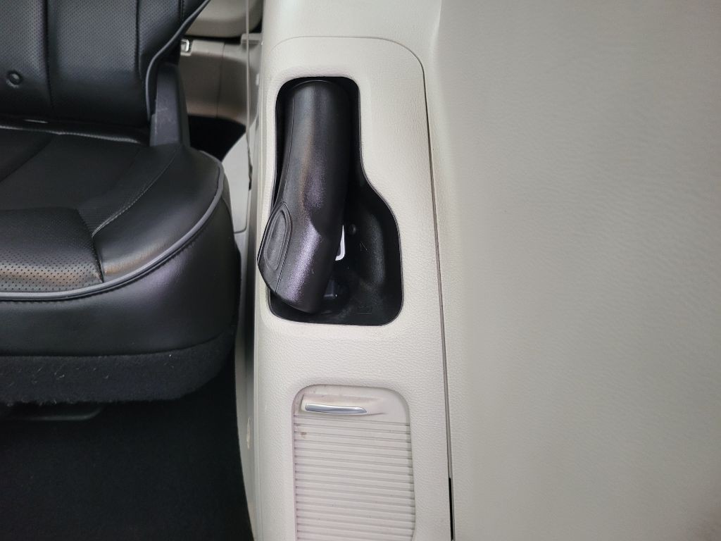 2019 Chrysler Pacifica Image 66