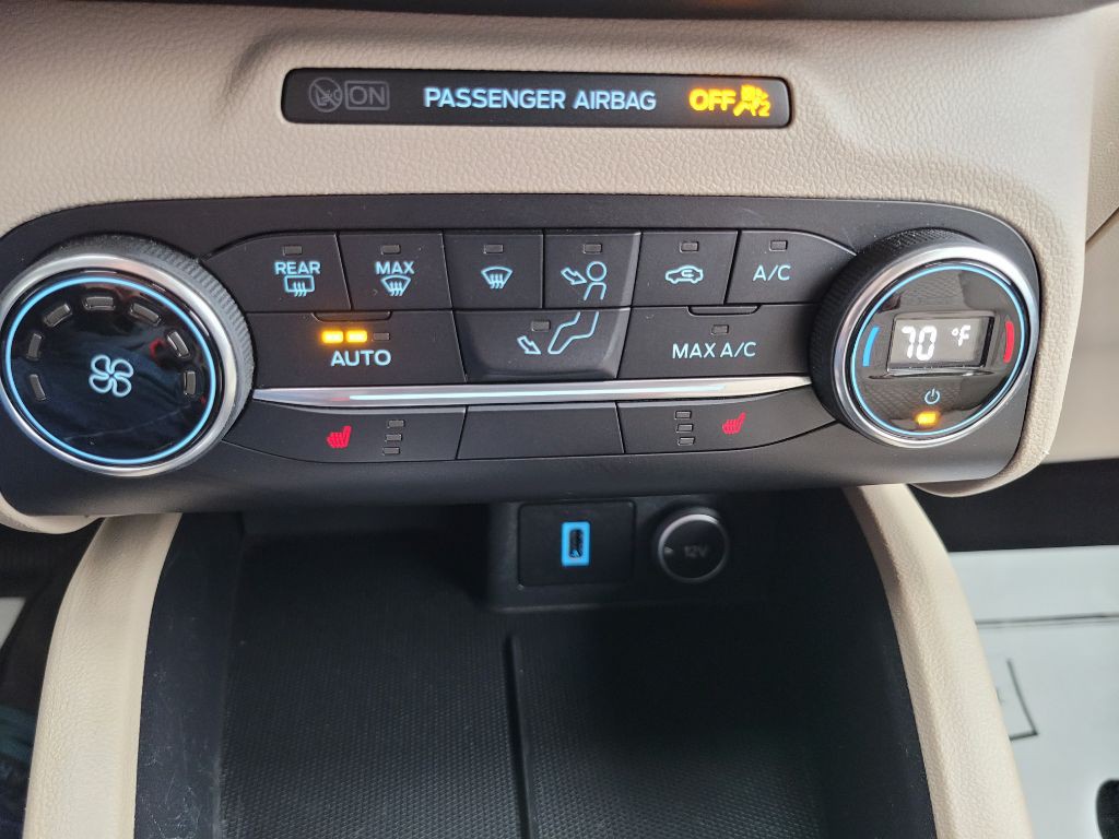 2020 Ford Escape Image 33