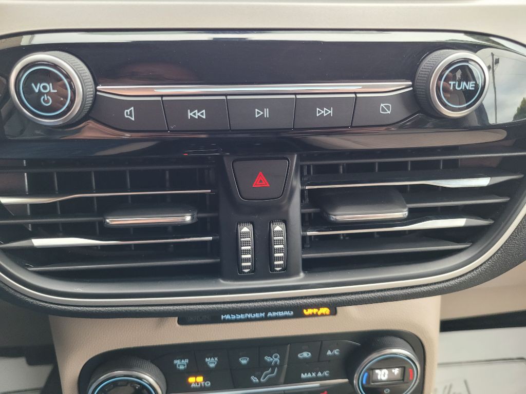 2020 Ford Escape Image 34