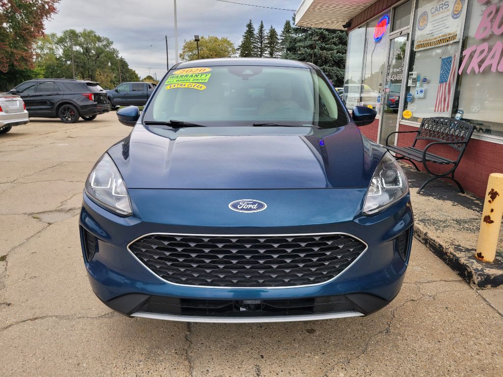 2020 Ford Escape Image 2