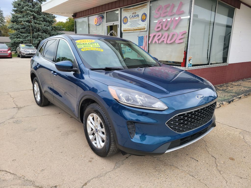 2020 Ford Escape Image 3
