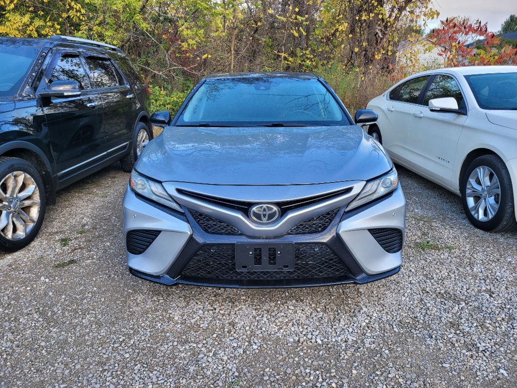 2018 Toyota Camry Image 2