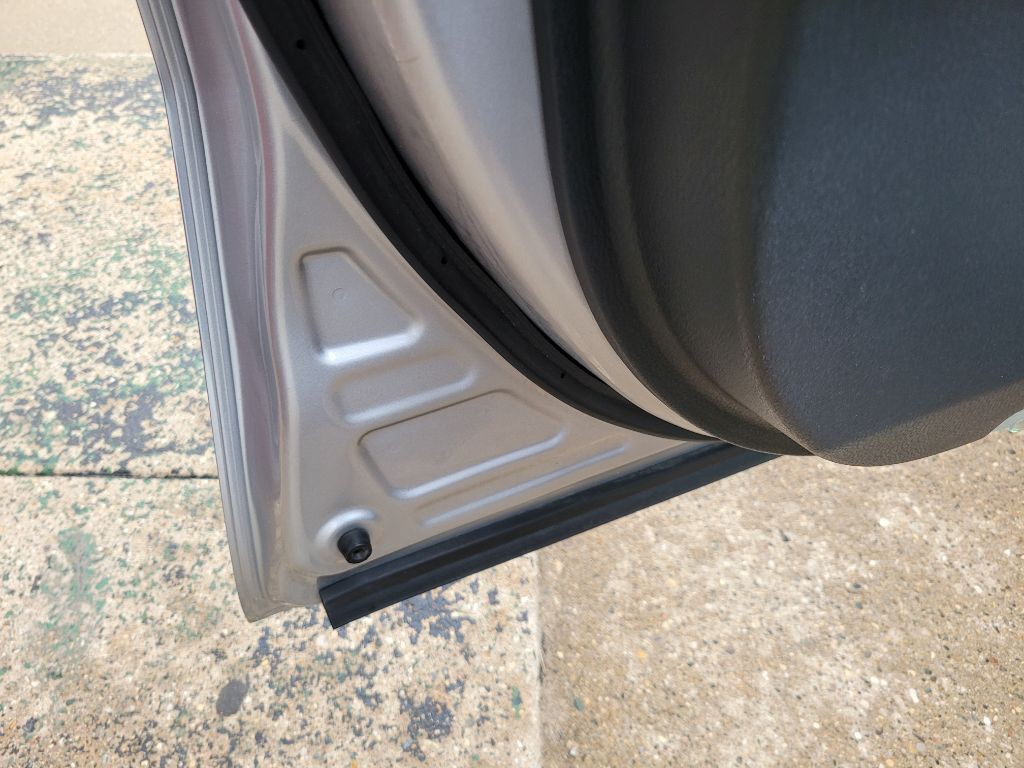 2018 Toyota Camry Image 18