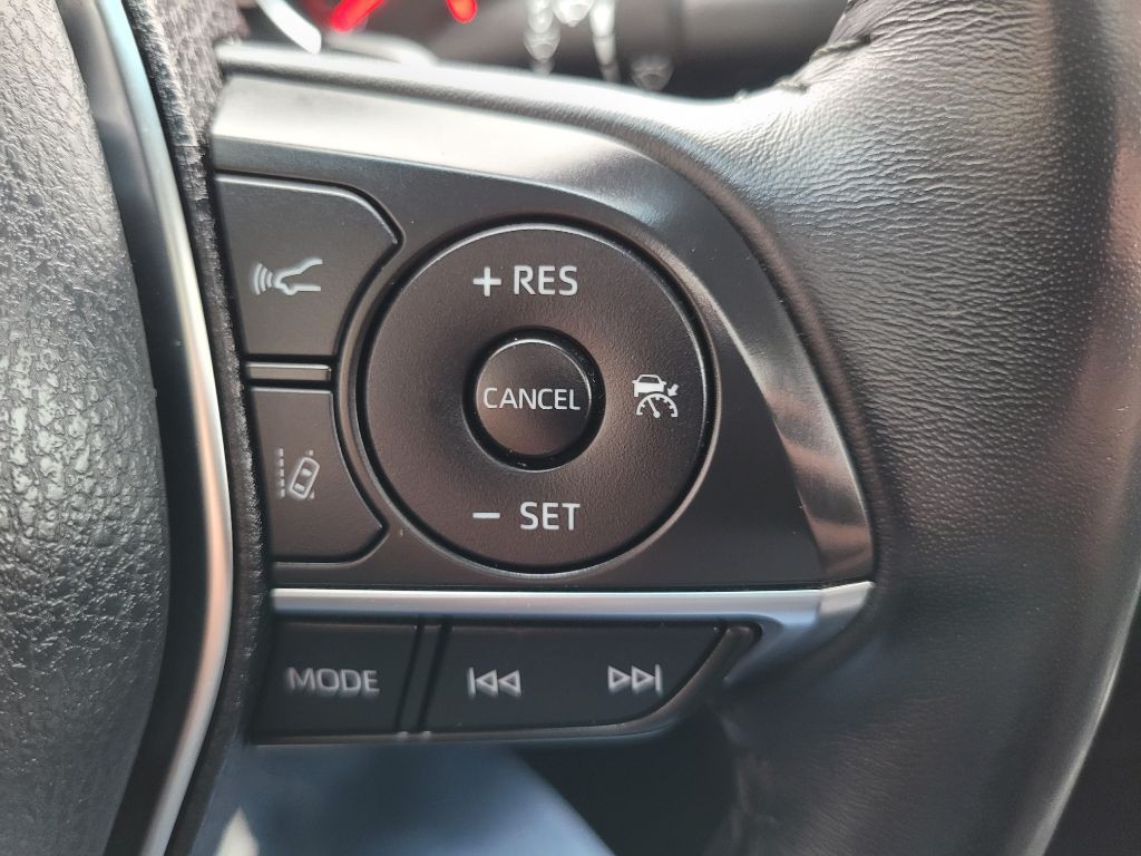 2018 Toyota Camry Image 29