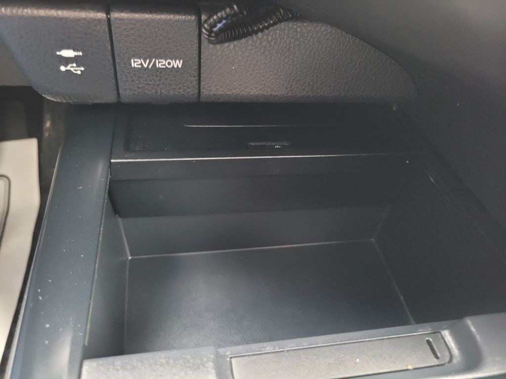 2018 Toyota Camry Image 33