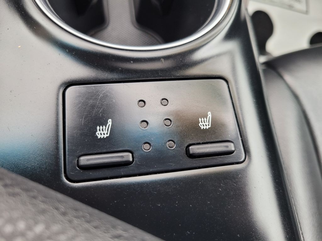 2018 Toyota Camry Image 36