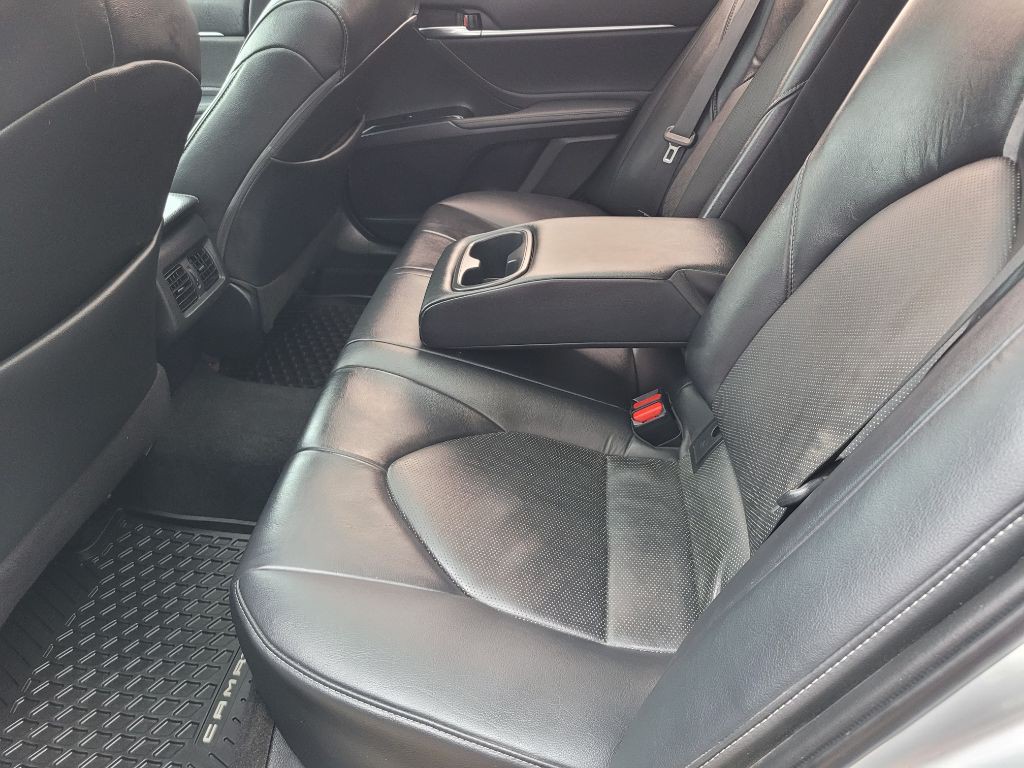 2018 Toyota Camry Image 41