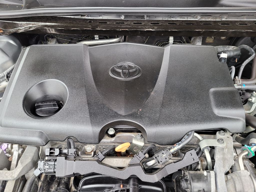 2018 Toyota Camry Image 52