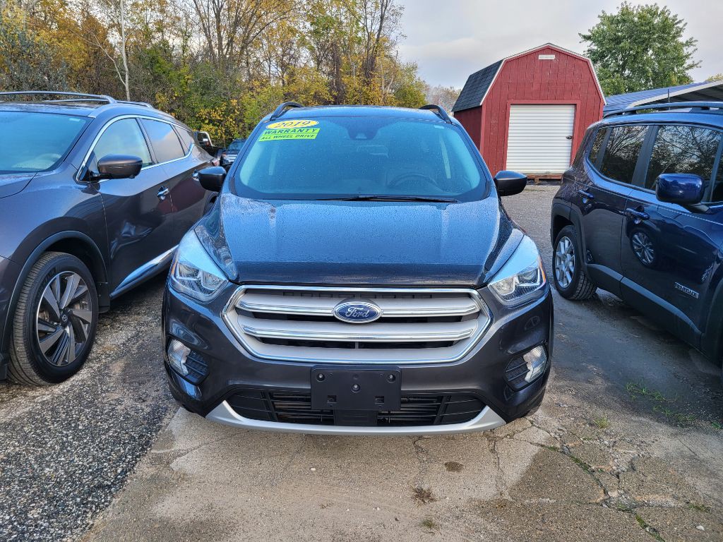 2019 Ford Escape Image 2
