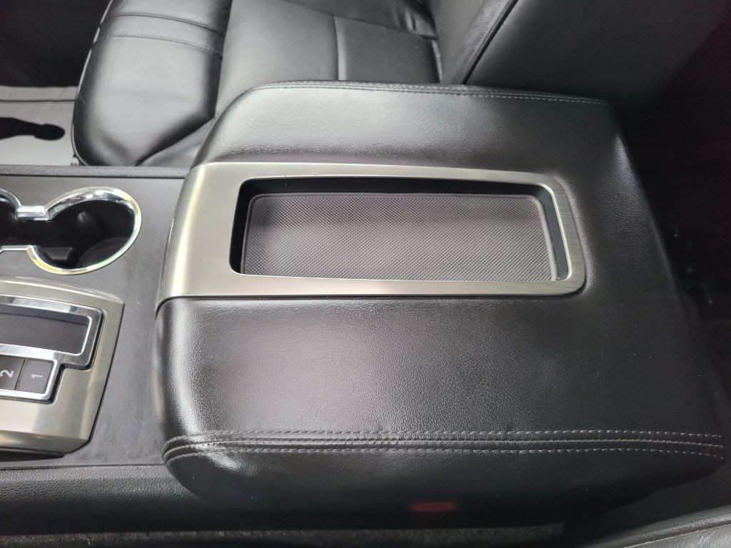 2008 HUMMER H2 Image 32