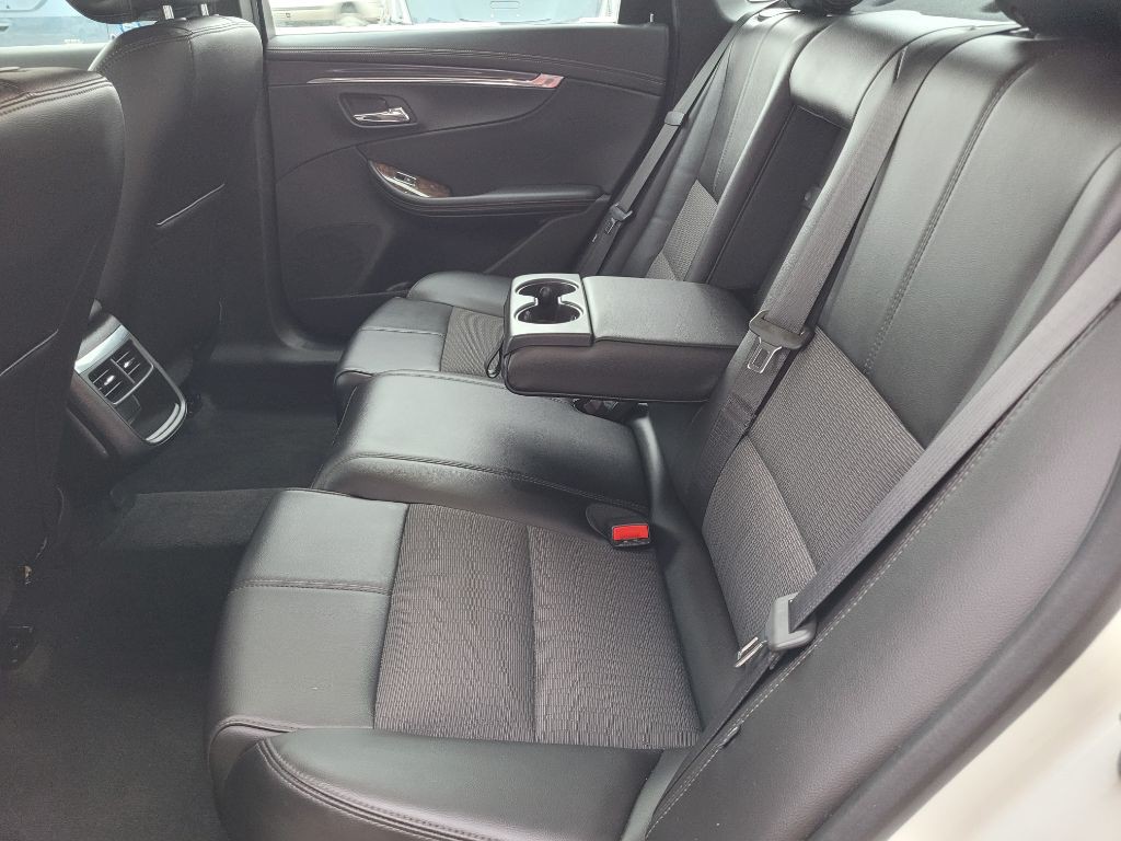 2014 Chevrolet Impala Image 33