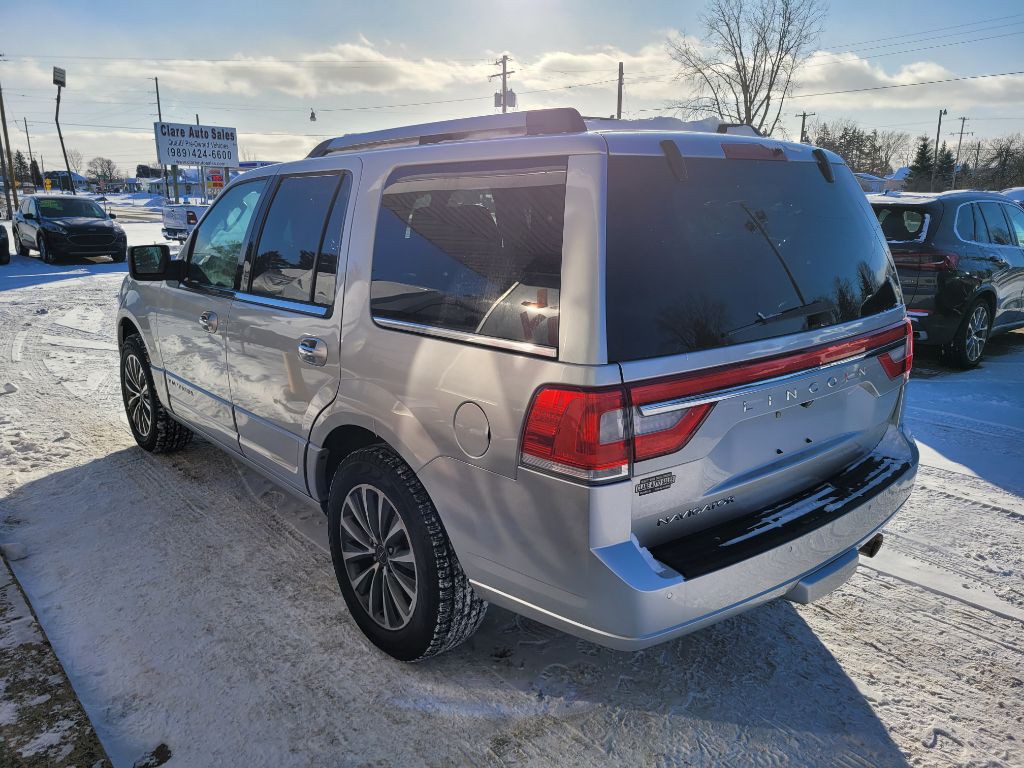 2017 Lincoln Navigator Image 10