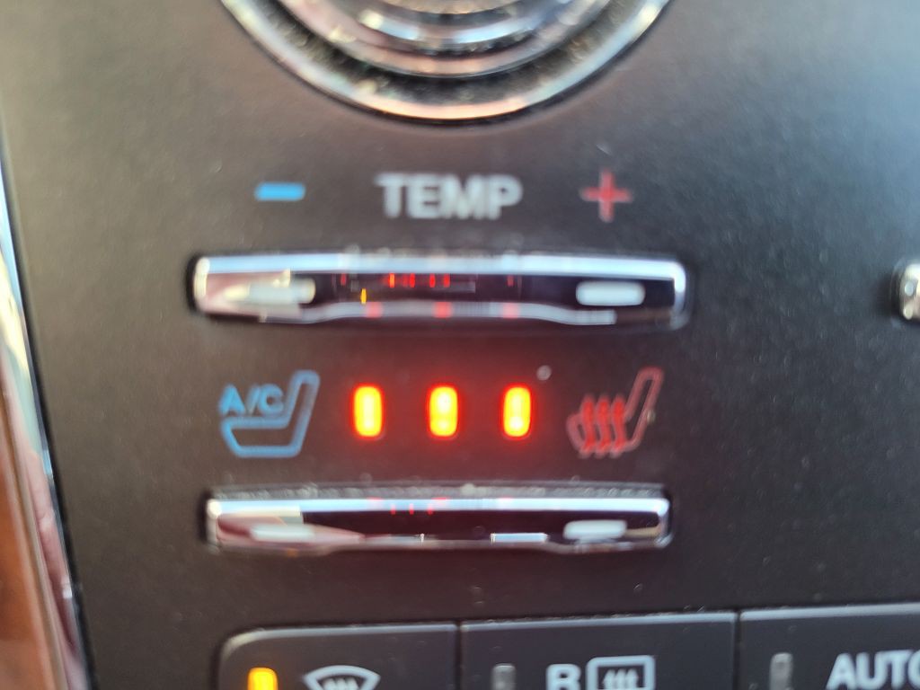 2017 Lincoln Navigator Image 34