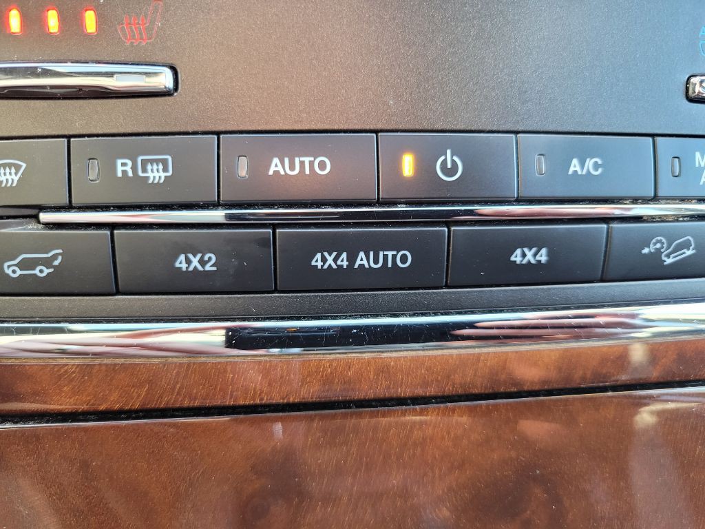 2017 Lincoln Navigator Image 35