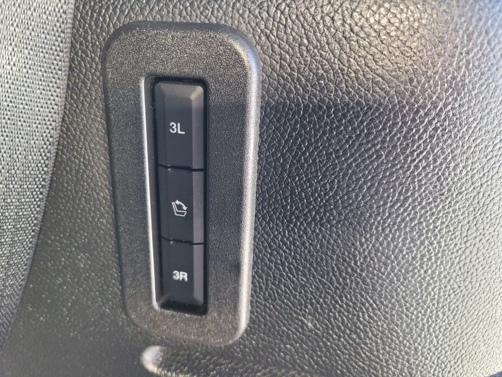 2017 Lincoln Navigator Image 57