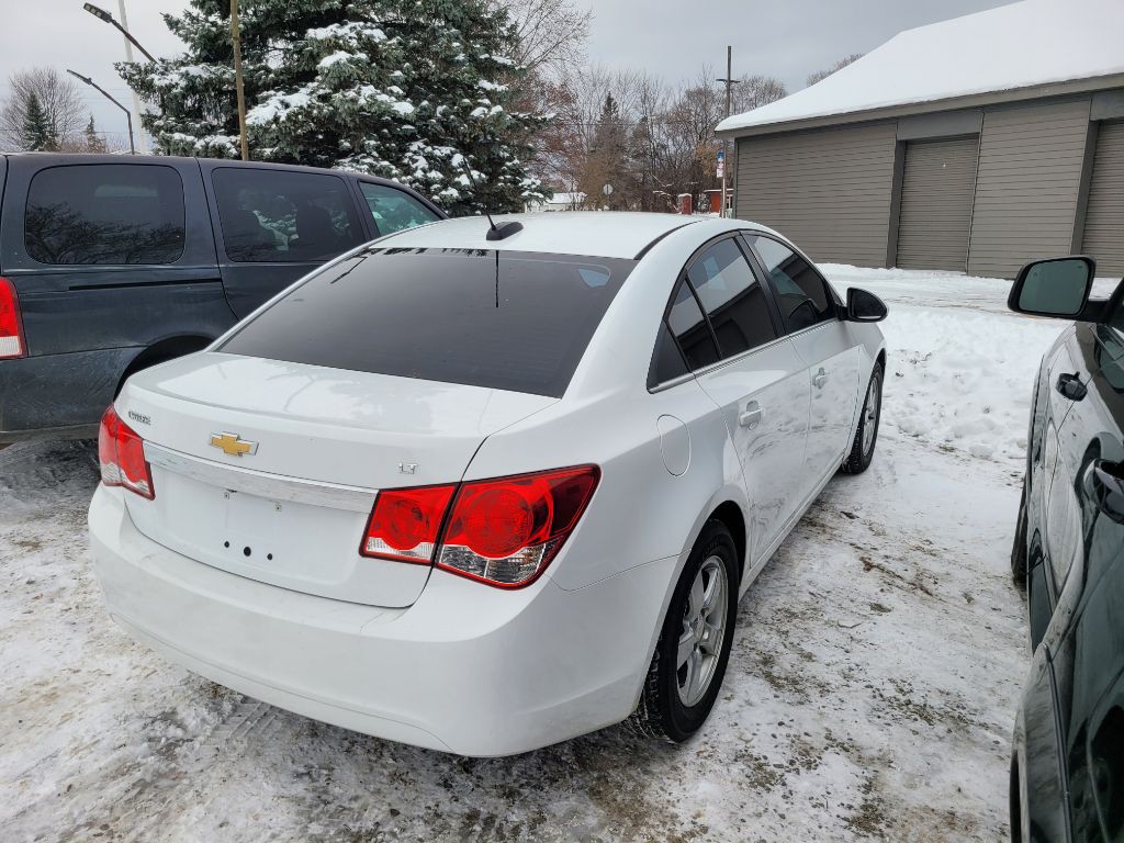 2016 Chevrolet Cruze Image 4