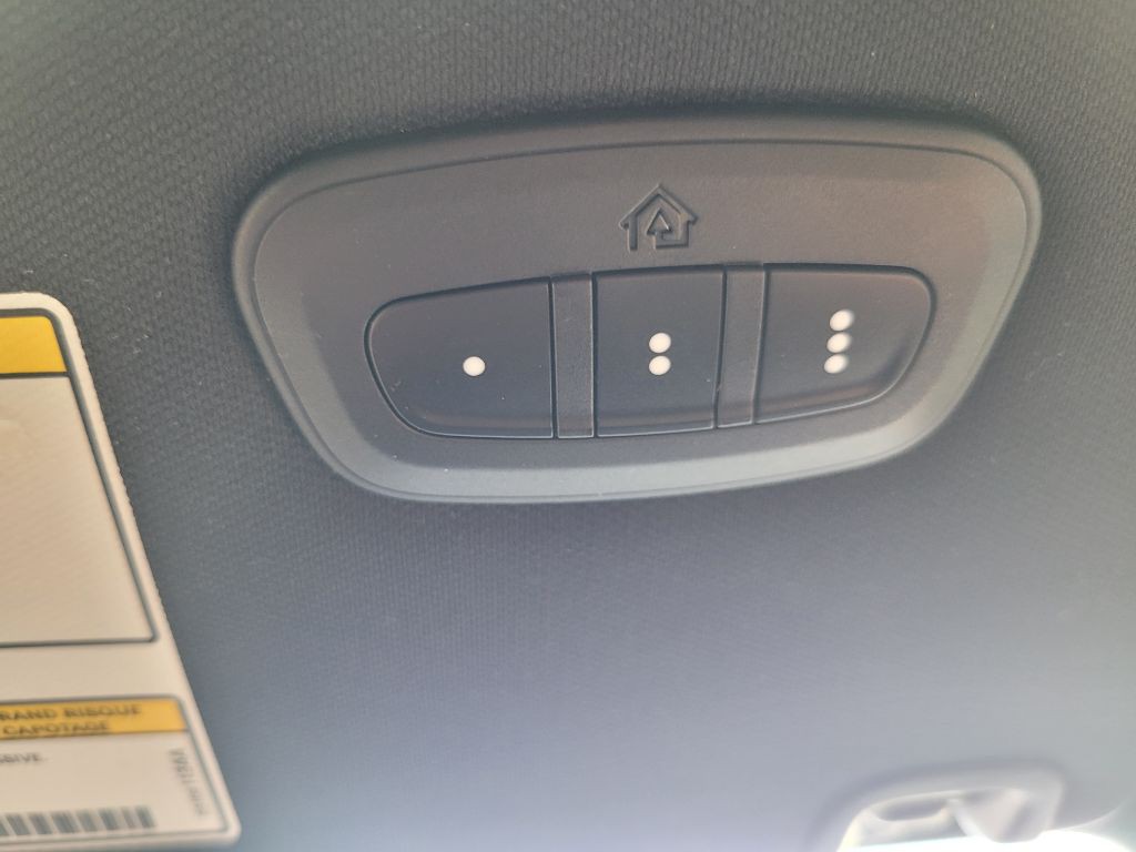 2019 Jeep Cherokee Image 34