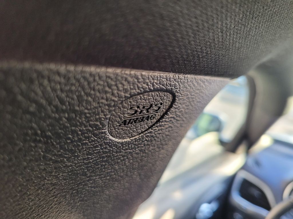 2019 Jeep Cherokee Image 43