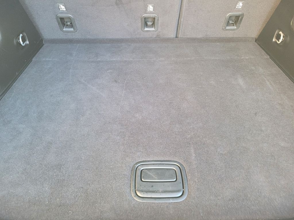 2019 Jeep Cherokee Image 46