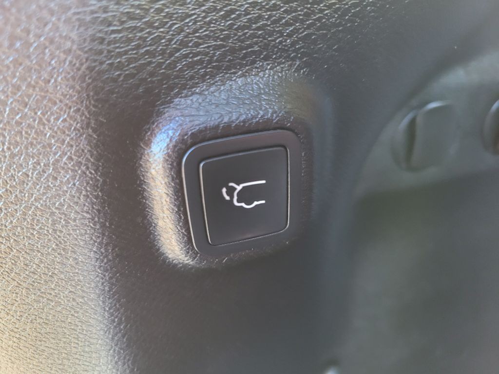 2019 Jeep Cherokee Image 48