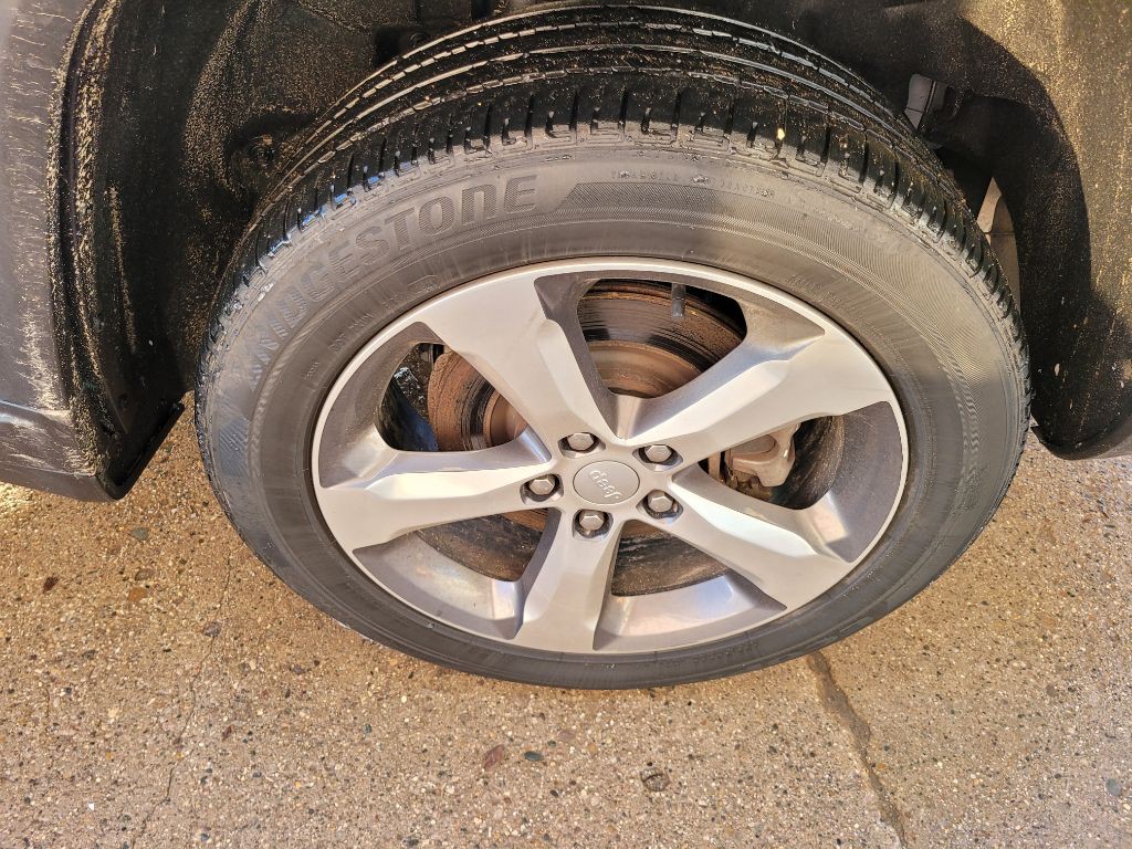 2021 Jeep Grand Cherokee Image 12