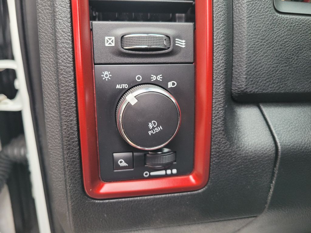 2017 RAM 1500 Image 26