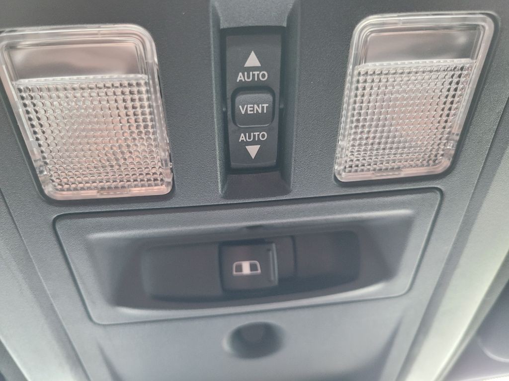 2017 RAM 1500 Image 43