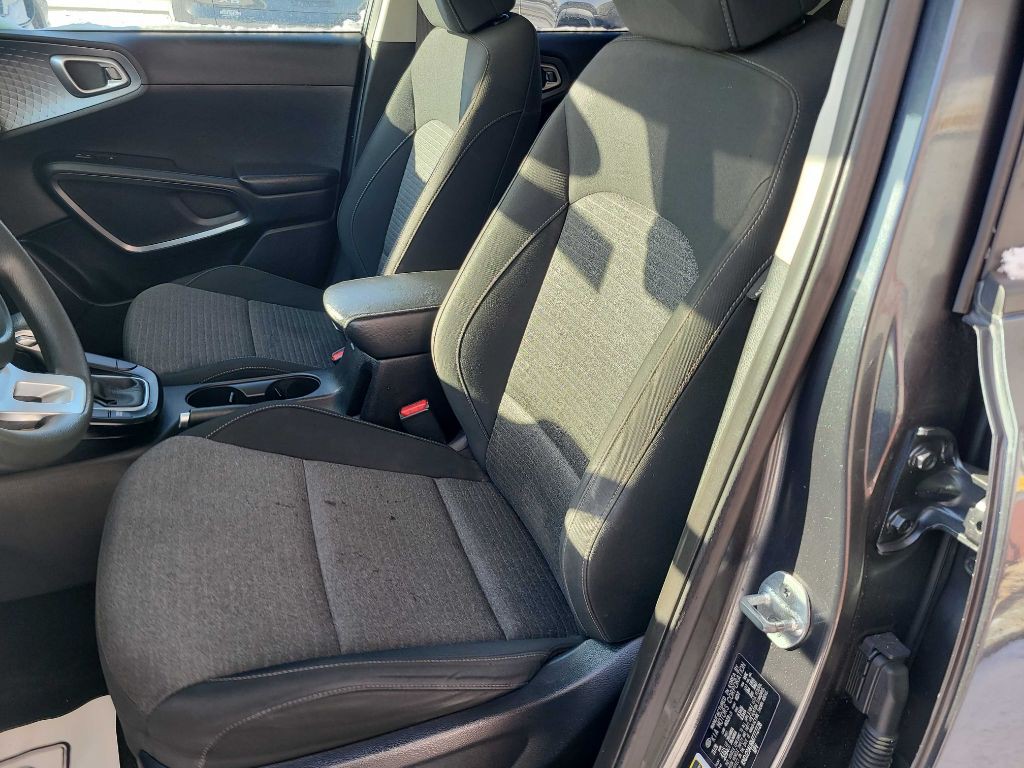 2021 Kia Soul Image 16