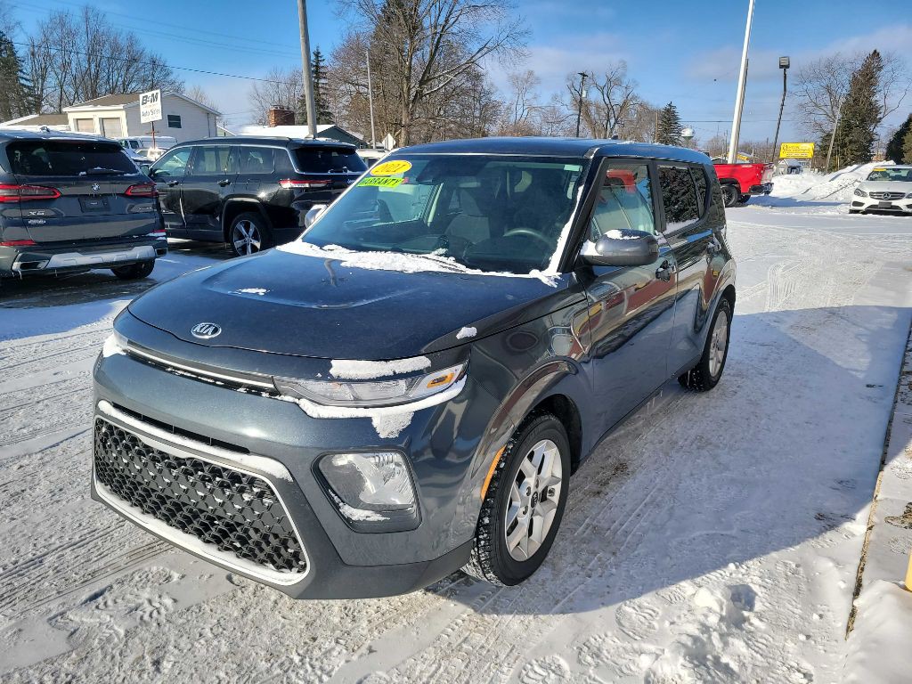 2021 Kia Soul Image 1