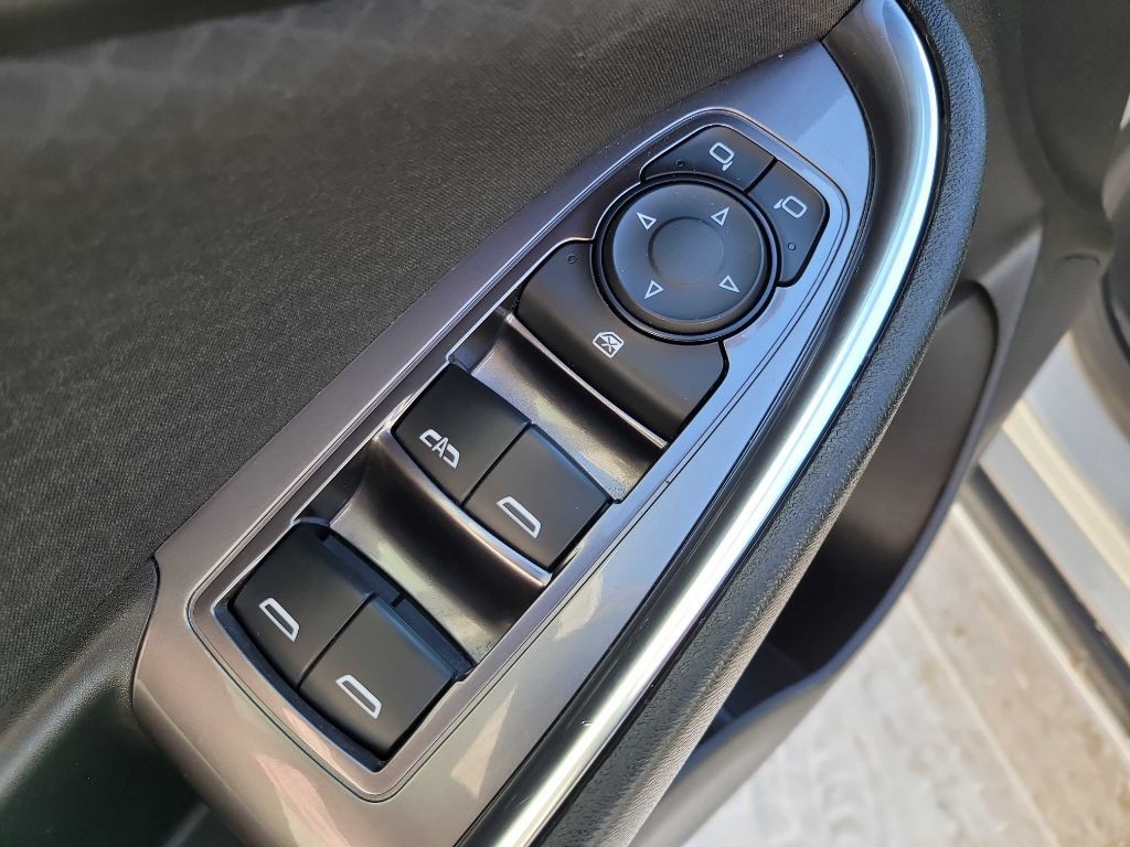 2018 Chevrolet Malibu Image 18