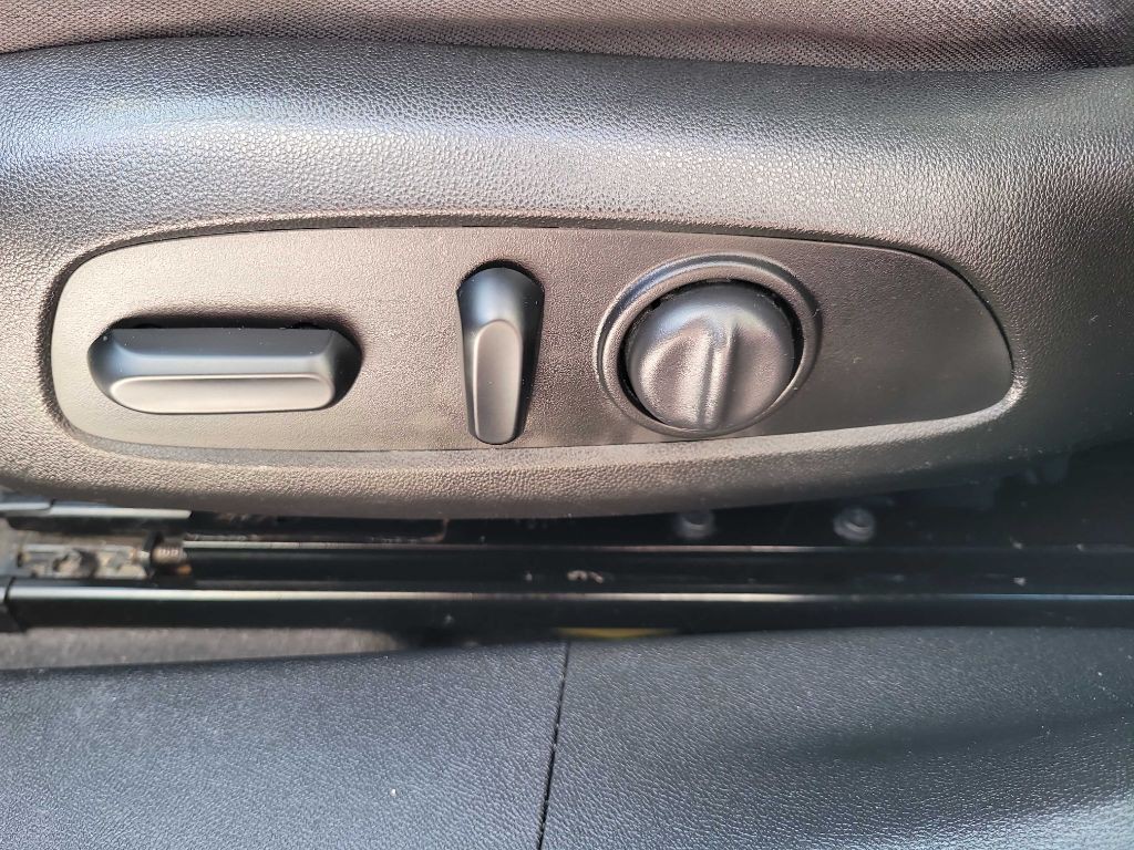 2018 Chevrolet Malibu Image 19