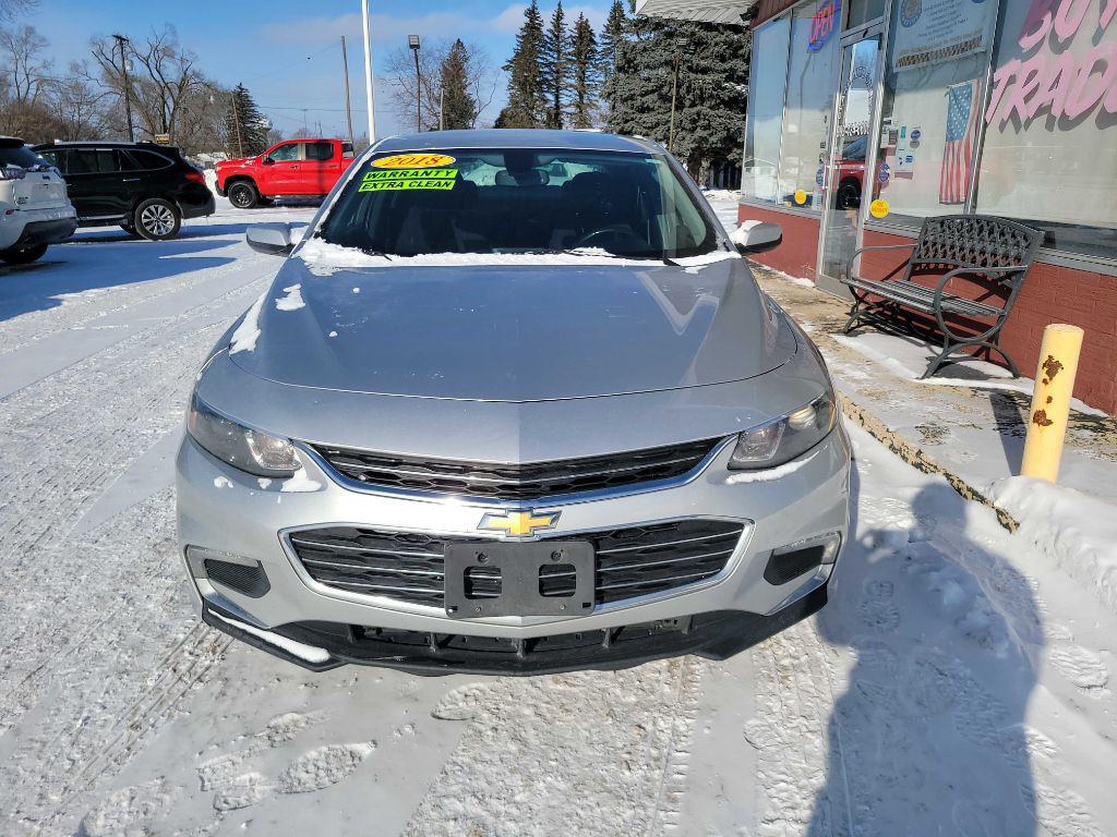2018 Chevrolet Malibu Image 2