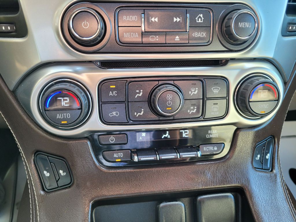 2015 Chevrolet Tahoe Image 32