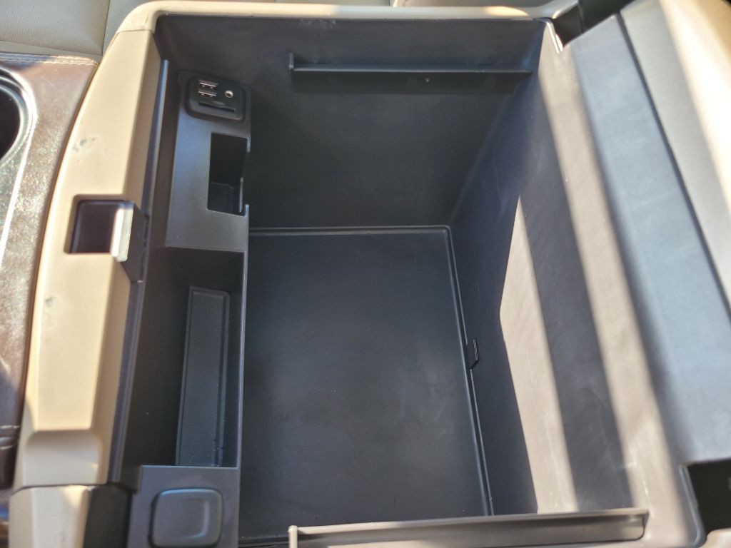 2015 Chevrolet Tahoe Image 34