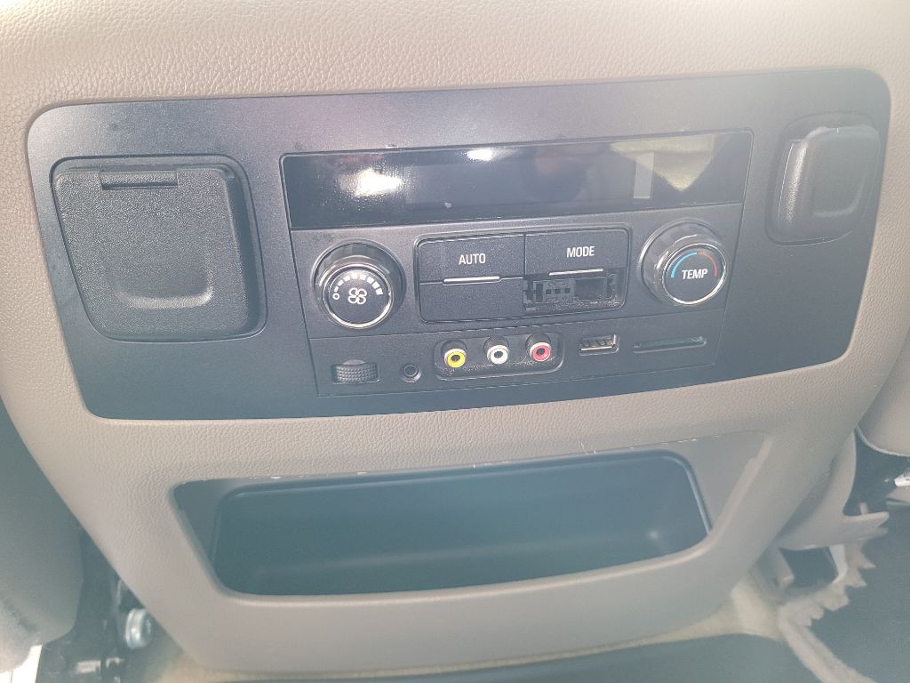 2015 Chevrolet Tahoe Image 46